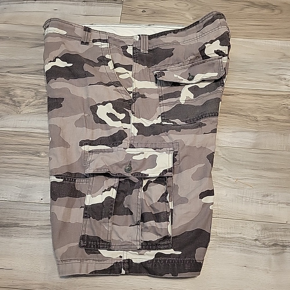 Levi's Shorts Camo Cargo Mens 40 Gray Y2K Baggy Skater Relaxed‎ Loose